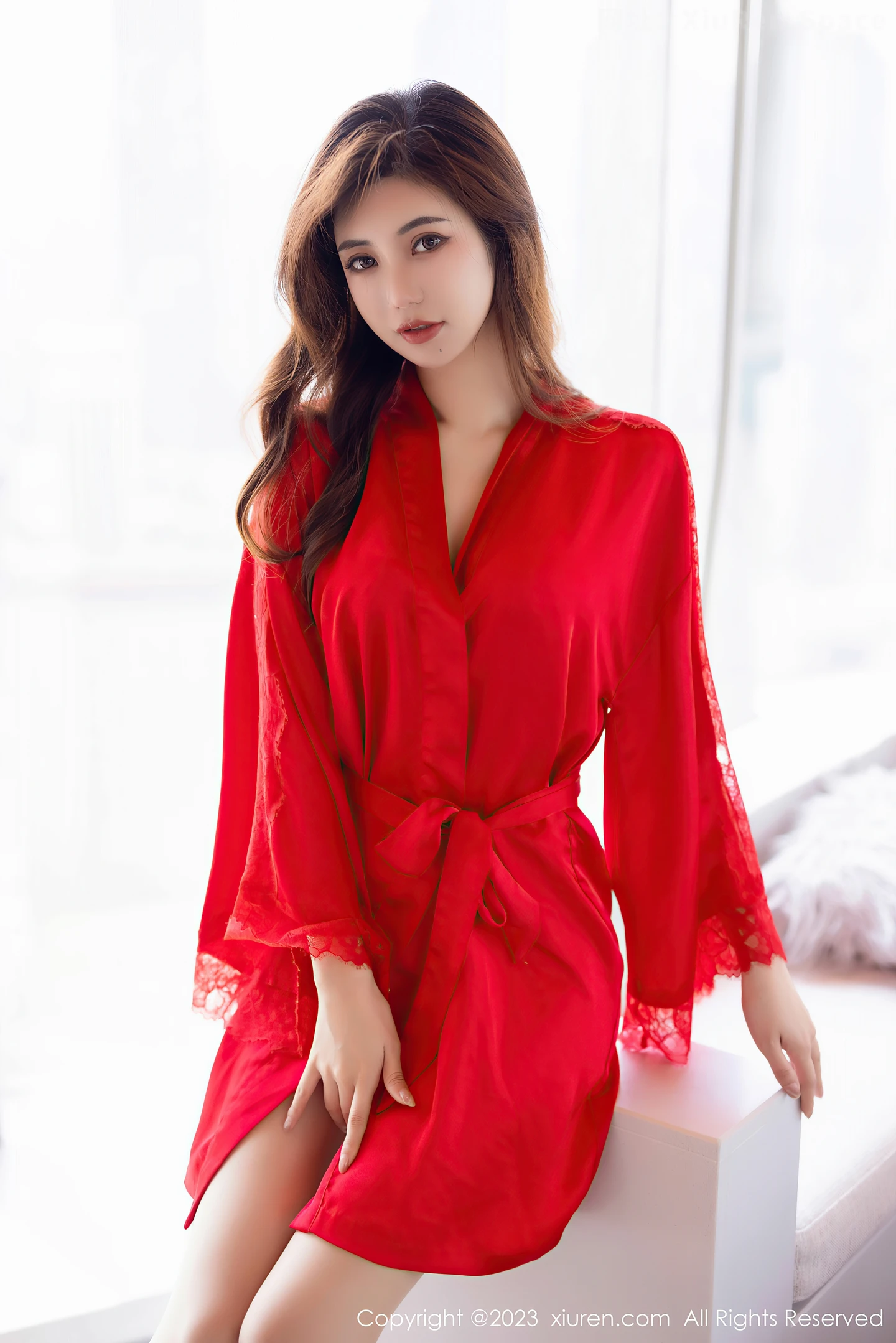 图片[4]-[XiuRen秀人网]VOL.7043 女神绮里嘉ula性感红色睡裙露红色蕾丝内衣配原色丝袜诱惑写真87P-秀人网官方网站